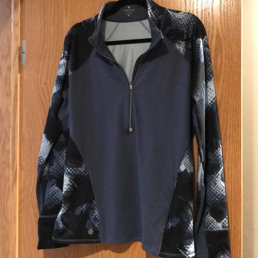 Athleta top